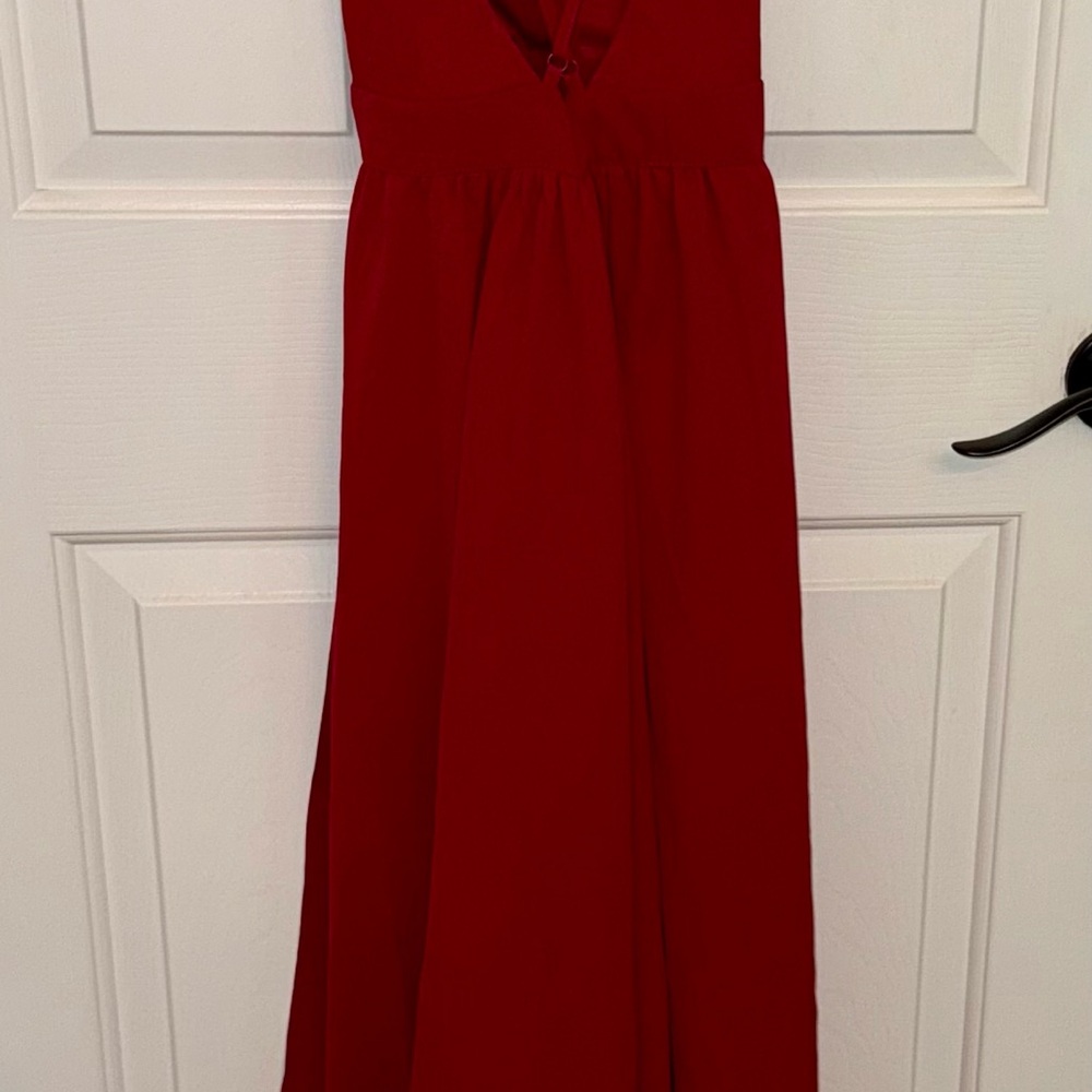 Light & Summery‎ Flowy Red V-Neck Maxi Dress